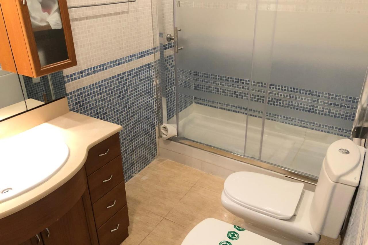 New! Apartment In Sarria Near Metro Barcelona Buitenkant foto