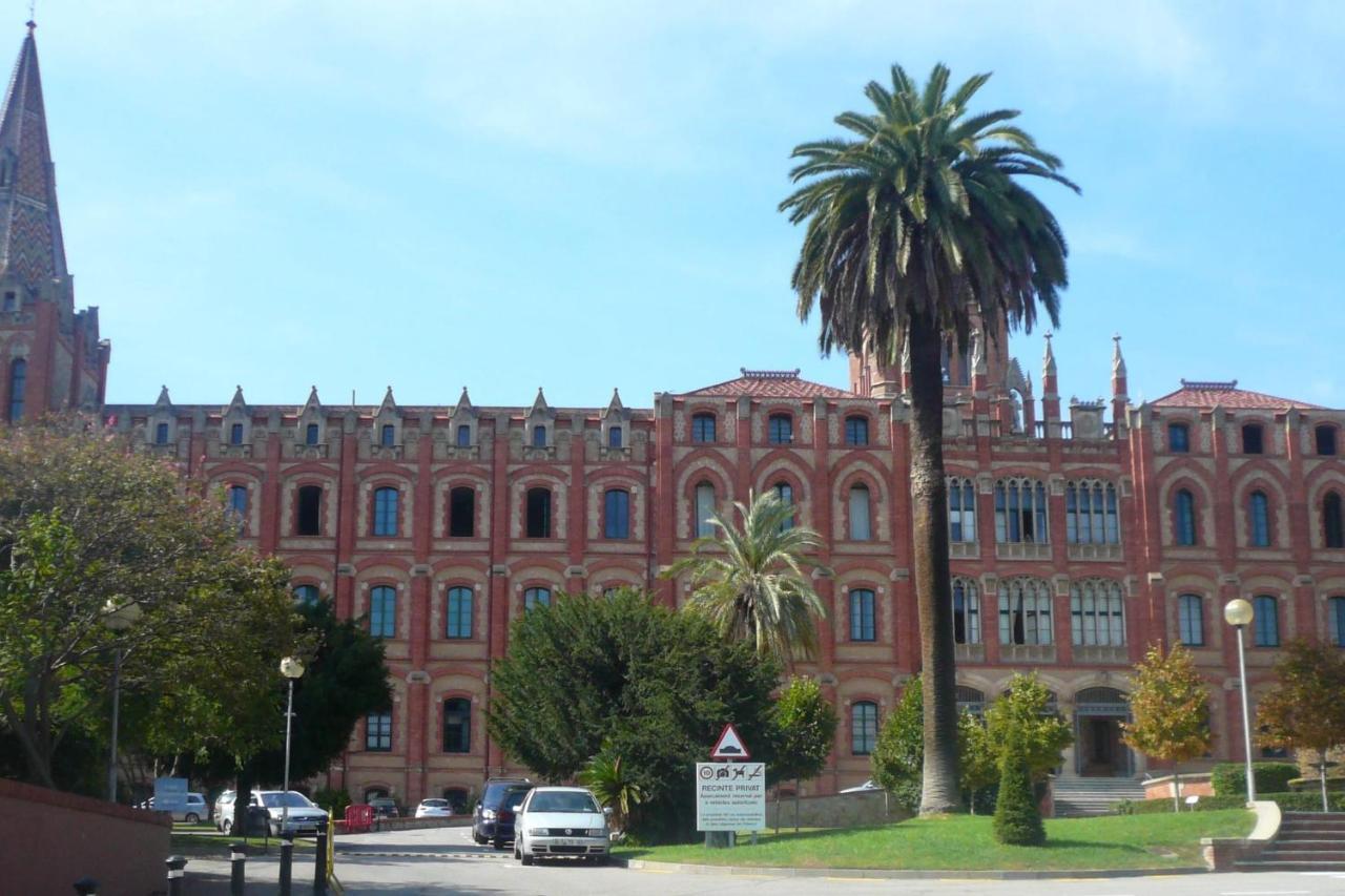 New! Apartment In Sarria Near Metro Barcelona Buitenkant foto
